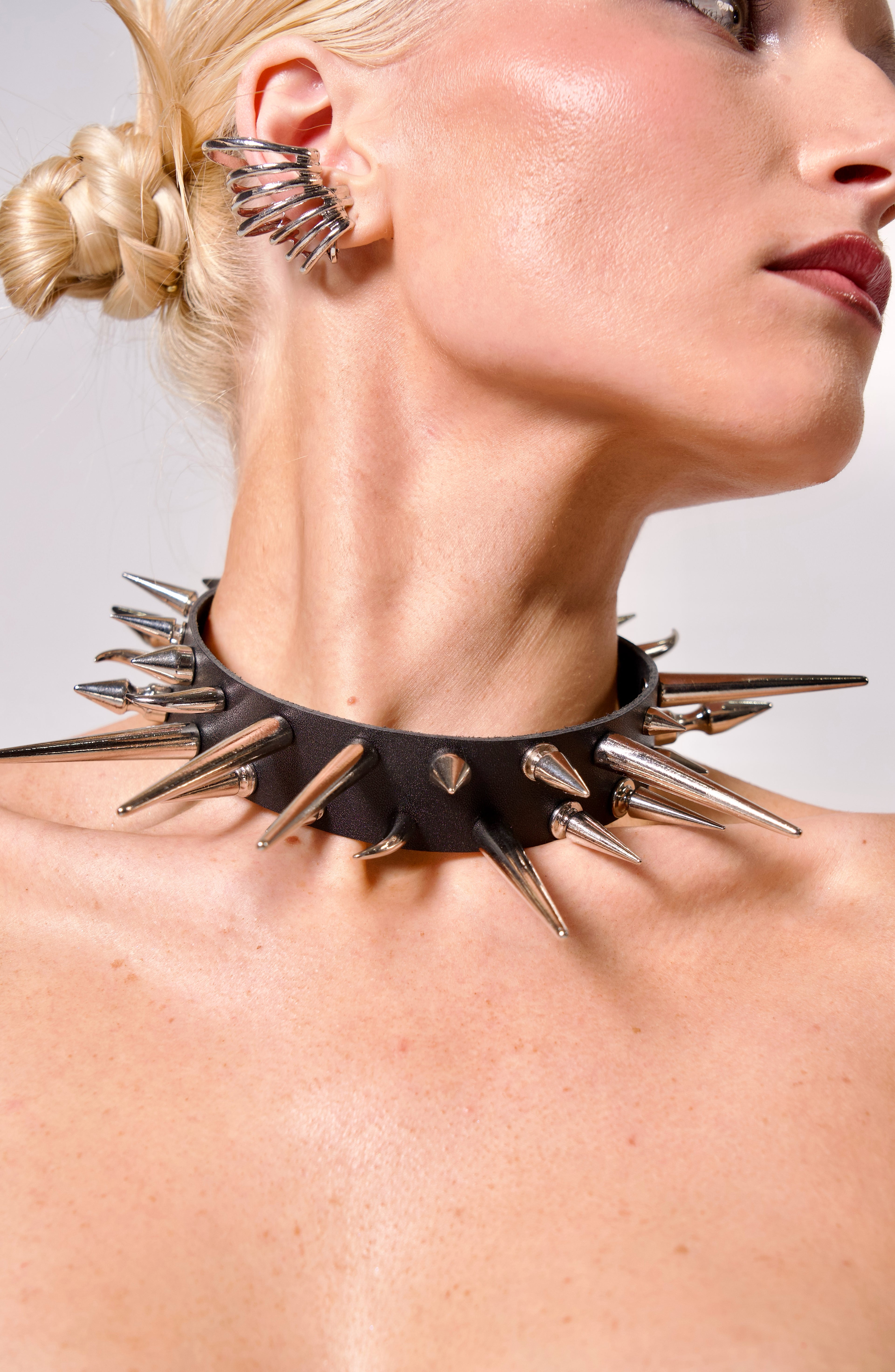 Rivet Leather Choker