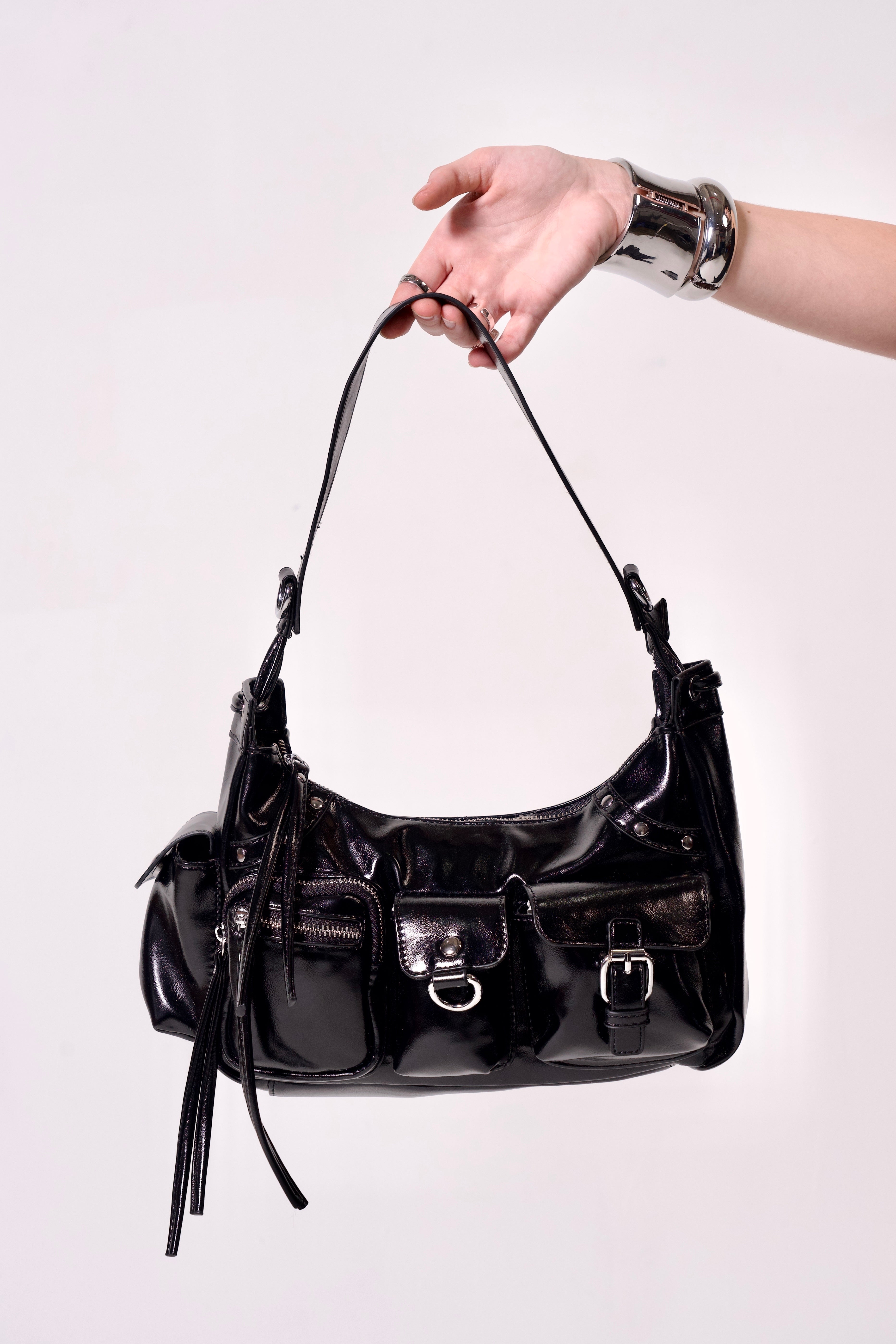 Multi-Pockets Underarm Avant-Garde Bag