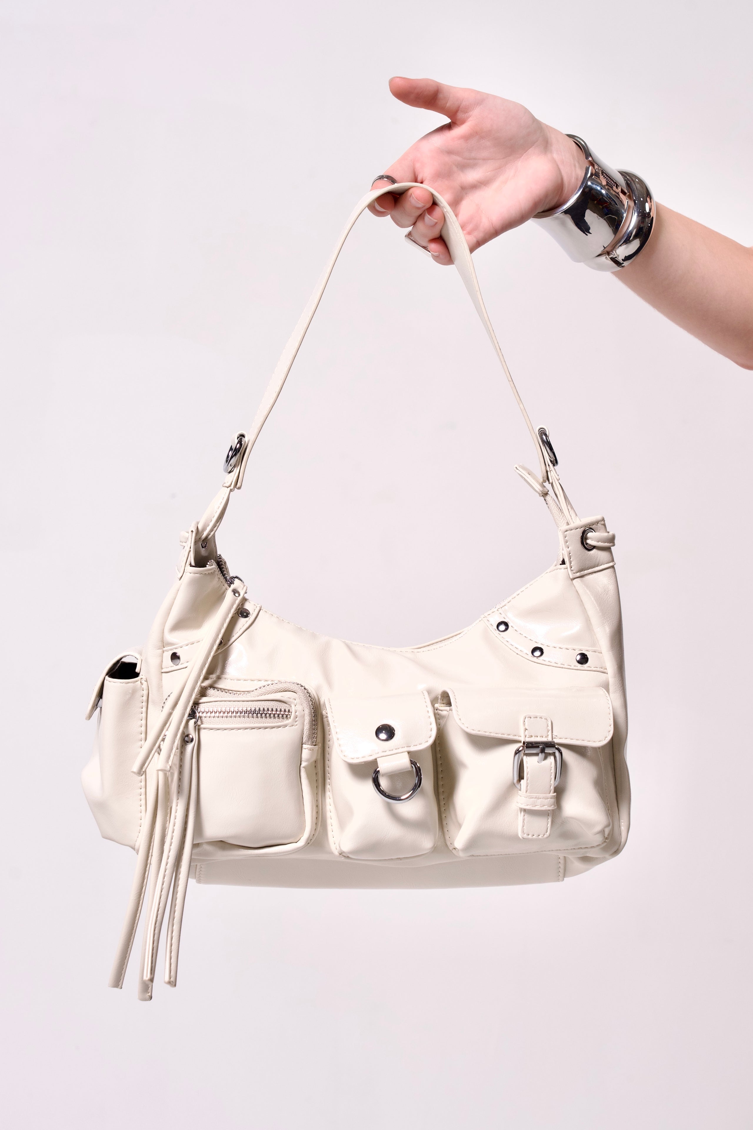 Multi-Pocket Underarm White Avant-Garde Bag
