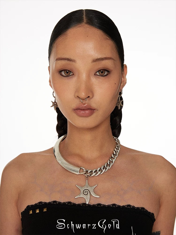 Star Swirl Antiqued Silver Necklace